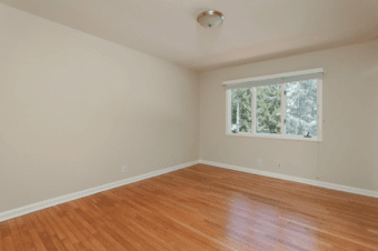 Bedroom in Beautiful 7BR+ 10M Mansion (StartX / Vogue) 1