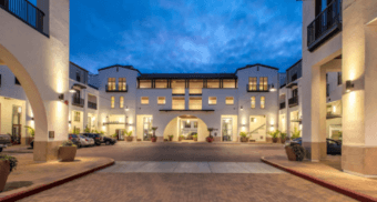 Master bedroom in 2B2B available Dec 8-Jan 13 (Flexible) 1