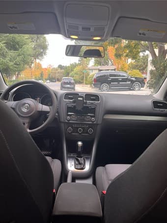 2012 Volkswagen Golf (White/Black) 3