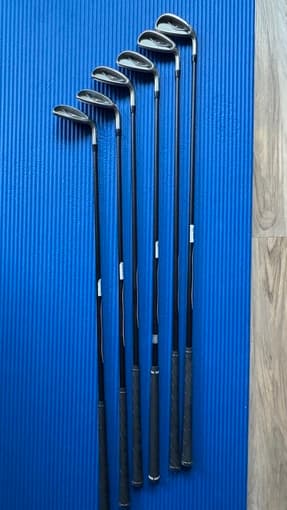 TaylorMade R5 XL-60 Iron Set 1