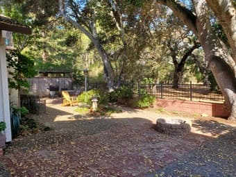 1 room, 1-2 people in adorable 6BR/3BA house on Stanford Golf Course 3