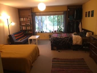 1 room, 1-2 people in adorable 6BR/3BA house on Stanford Golf Course 4