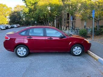 2011 Ford Focus for sale - 127k miles - $4,500 - Manual shift 4