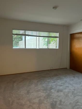 3-month/Monthly bedroom with private bathroom in 2B/2B in College Ave 1