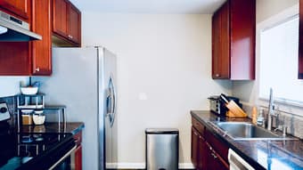 Palo Alto 2BD/1BA in Duplex – 10 min to Stanford 1