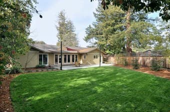 UNIQUE commuter room in beautiful, large Los Altos home 4