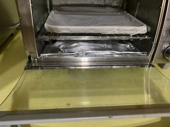 Moving sale! Kitchen wares (Pot and Oven) 3