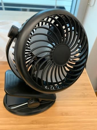 USB Clip Fan (3 Speeds, Rechargeable) 2