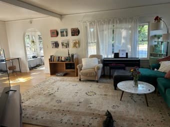 Winter sublet near campus (December 8-January 6ish) 1