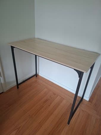 Simple Wooden Desk 1