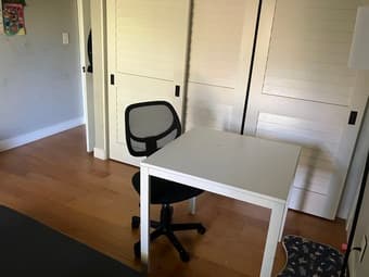 Office/study table and chair 2