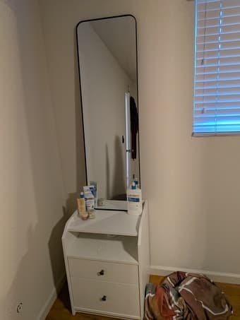 Free dresser and lamp and stools 2