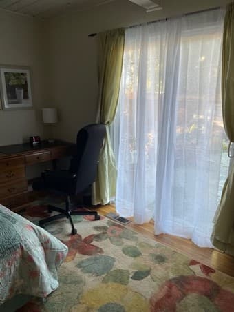 One furnished bedroom - 3