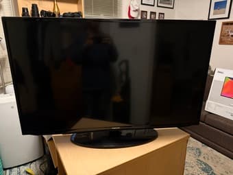 Samsung TV 46" 1