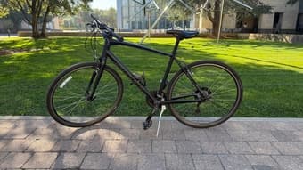 Specialized Sirrus Bike (700c, 21-speed) - $270 (includes lock) 1