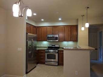 1br - [Sublet] Large 1b1b in 2b2b – (Dec 6 – early Feb) - Female 2