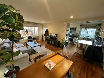Winter Sublet (available Dec 5 - Jan 5) - Gorgeous Menlo Park 1BR 1