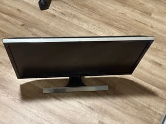 Samsung 28” 4K monitor 2