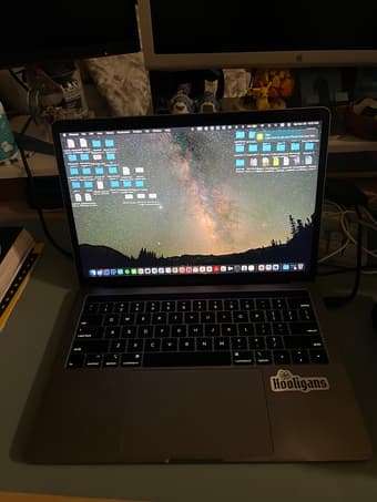 2018 MacBook Pro 2.3GHz Intel Core i5, 13-inch, 512GB SSD 1