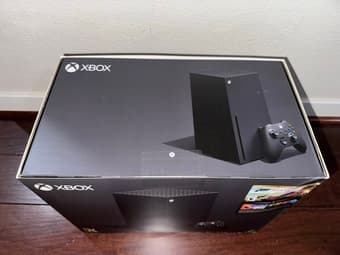 XBOX Series X - 1TB Forza Horizon Bundle - Brand New 2