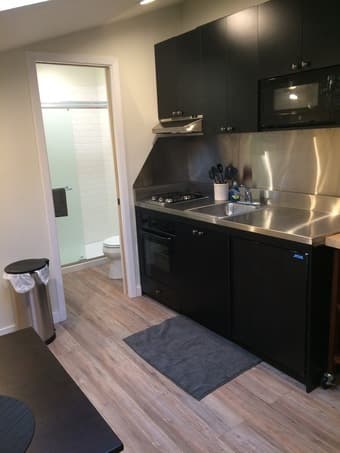 Charming Studio for Rent in Redwood City 1