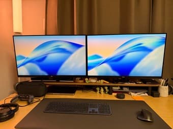 Two LG 27” 4K UHD Monitors (Model 27UK650) + Stand + Cables – Excellen 1