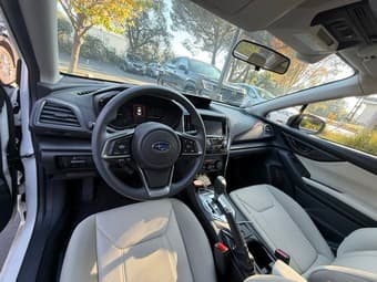 2022 Subaru Impreza, AWD, very low mileage 3
