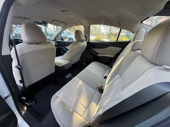 2022 Subaru Impreza, AWD, very low mileage 4