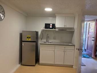 A new Studio for renting located in loma Verde Ave, Palo Alto from Dec 2