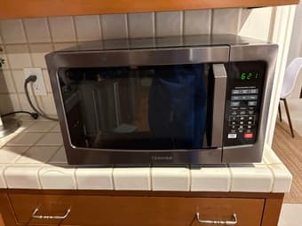 Toshiba Microwave 1