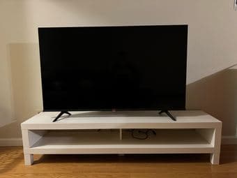 55" Hisense A6H TV + TV Stand 1