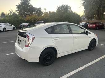 2015 TOYOTA PRIUS TWO- for rent 1