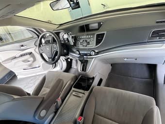 2014 Honda CR-V — Silver SUV, Excellent Condition,～94k miles 2