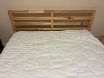 Queen-sized bed frame 2