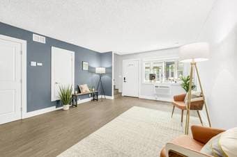 2 bed/1.5 bath townhouse available below market rate (Sunnyvale) 1