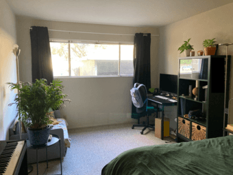 Furnished room in 2BR/1BA apartment in Menlo Park from March 2026 1