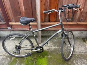 Rayleigh Venture 26" Bike - Used (comes w/ spare tire tubes, U-lock) 1