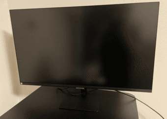 Samsung 32" 4K UHD Monitor 1