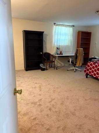 招租：Menlo Park, Bigger room with bathroom (一室一卫),  from 01-05-2026 1