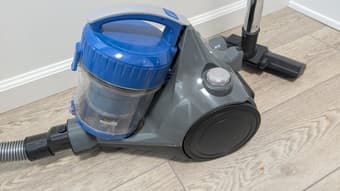 Cheap Vacuum - Eureka 2