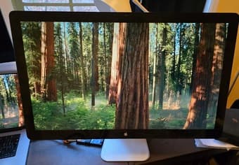 Apple 27" LED desktop in extremly good condition 1