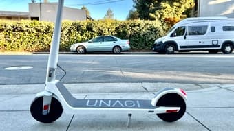 Unagi Model One E500 Dual Motor Electric Scooter 1