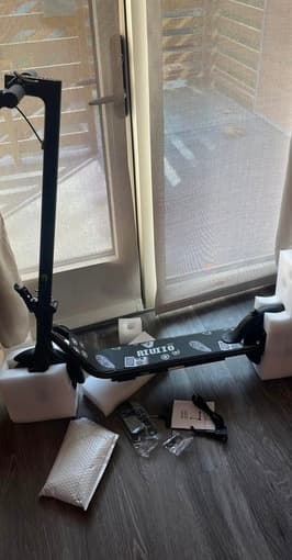 Brand new scooter, weight limit 246lbs 2