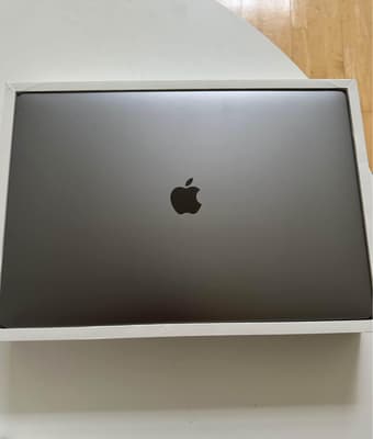 Macbook Pro 16-inch i7, 16GB Memory, 512GB Storage, 2019 2