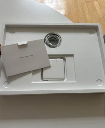 Macbook Pro 16-inch i7, 16GB Memory, 512GB Storage, 2019 3