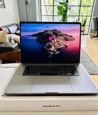 Macbook Pro 16-inch i7, 16GB Memory, 512GB Storage, 2019 4