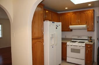 Furnished room with private bath available in Menlo Park near Meta HQ 2