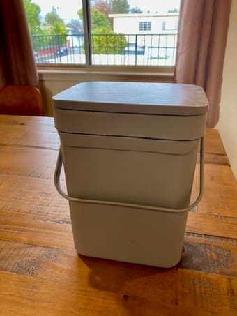 Small compost bin for sale 1