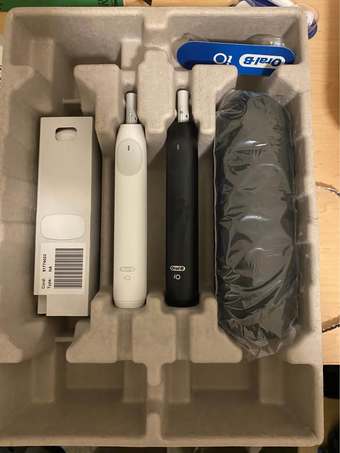 Oral-B iO Series 2 Electric Toothbrush (Black) [new, unopened] 1