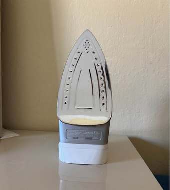 Hamilton Beach- Iron 3